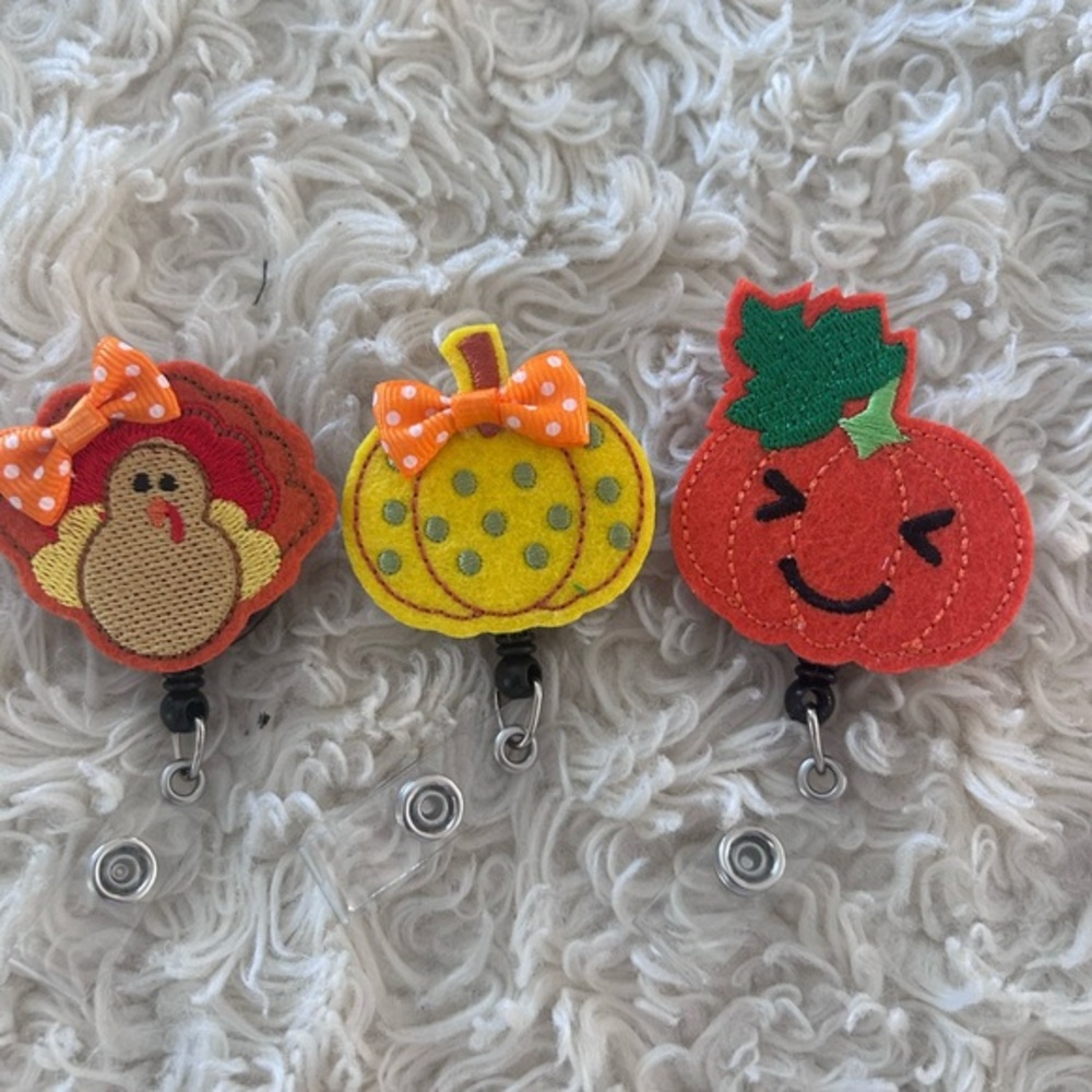 Set of Three Festive Badge‎ Reels